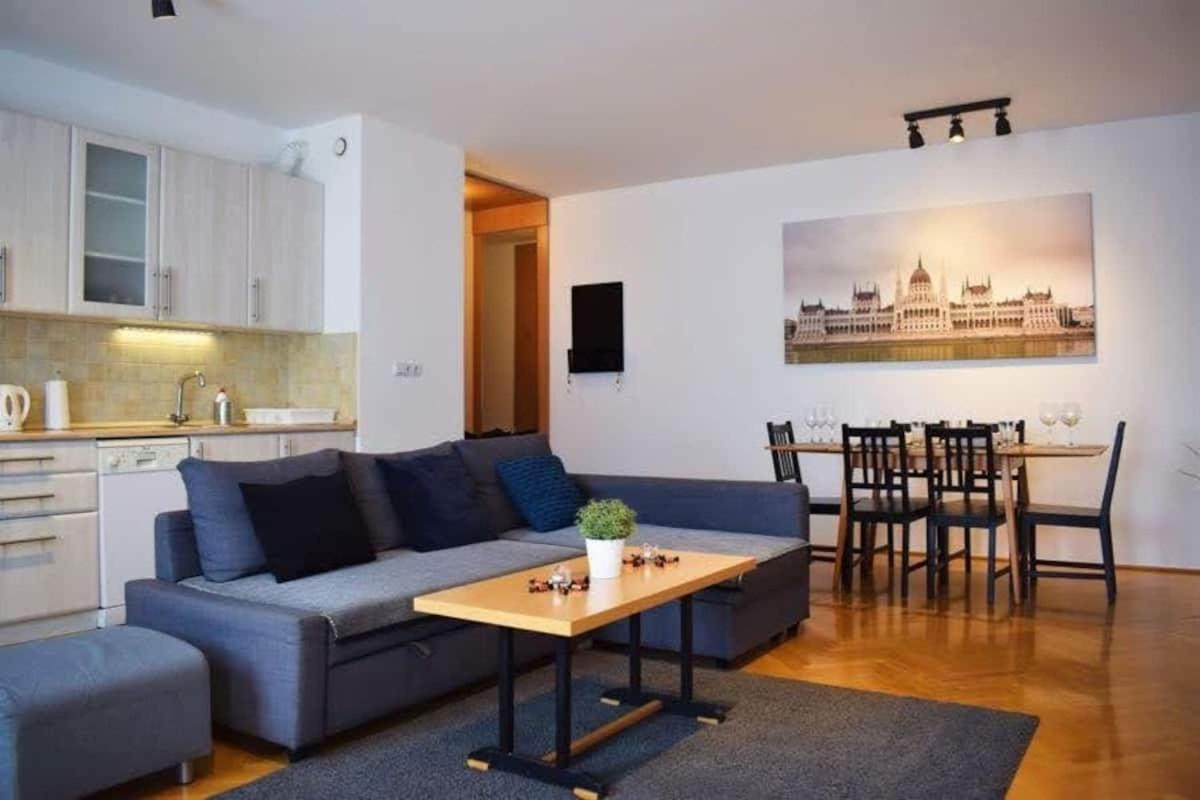 Cosy Apartment In Budapest Downtown With Free Garage Parking Esterno foto