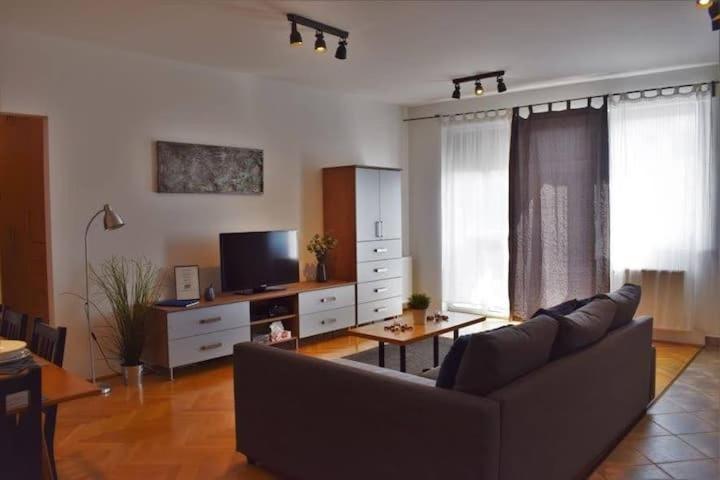 Cosy Apartment In Budapest Downtown With Free Garage Parking Esterno foto